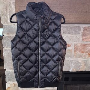NWT! Patagonia Black Quilted Vest